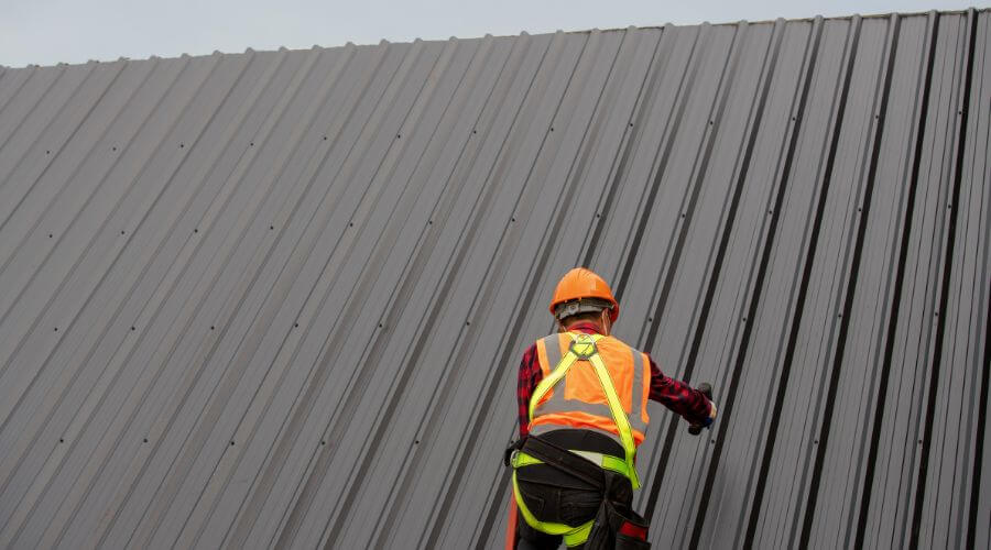 Professional metal roof installation services in Shingleton, MI